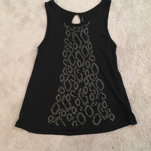 Flowy black tank top with cheetah print design